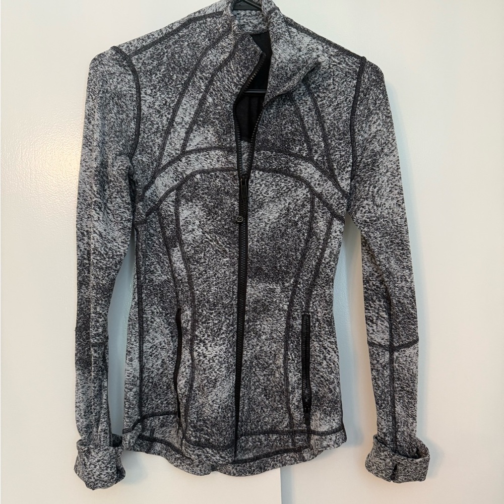 Lululemon Athletica Black and Gray Jacket